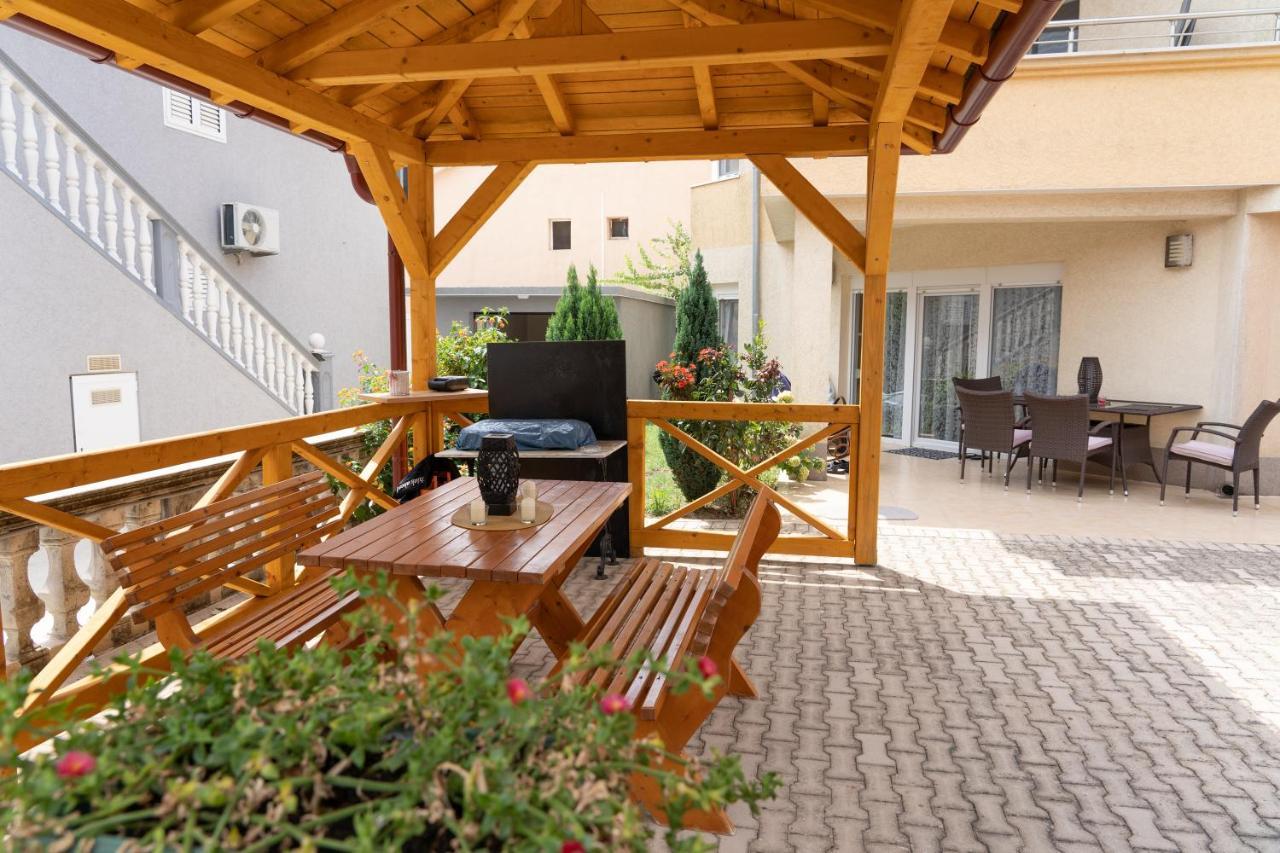 אולסינץ' Apartments Sejla מראה חיצוני תמונה